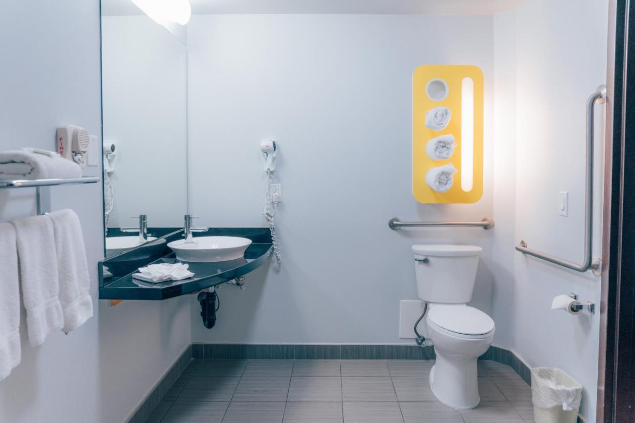 Motel 6 إيرداري المظهر الخارجي الصورة