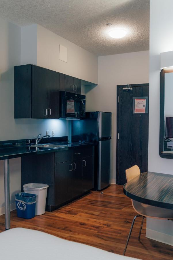 Motel 6 إيرداري المظهر الخارجي الصورة