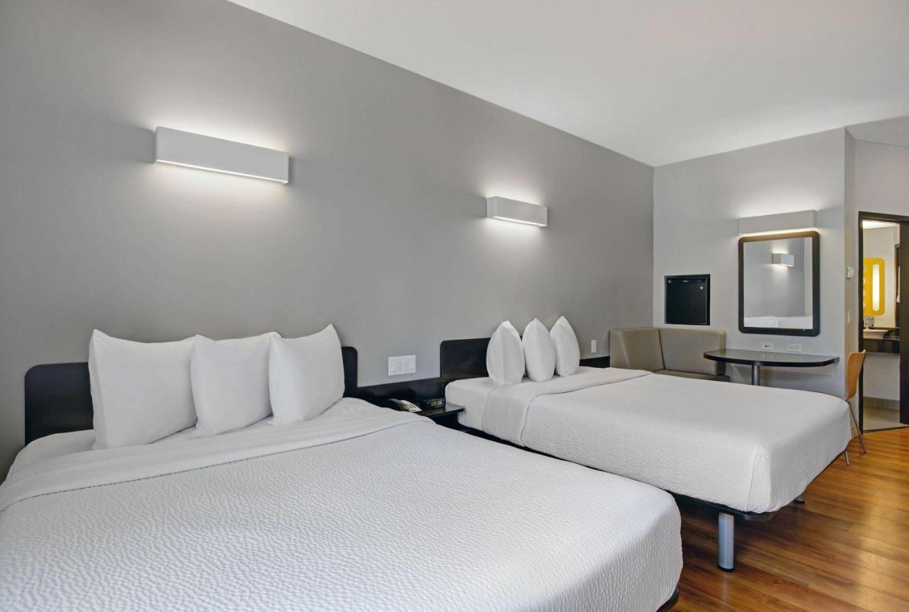 Motel 6 إيرداري المظهر الخارجي الصورة