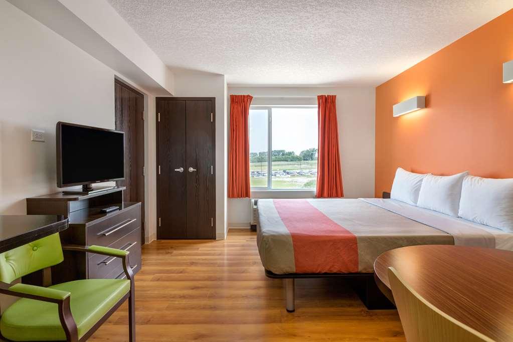 Motel 6 إيرداري الغرفة الصورة